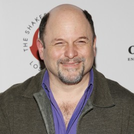 Actor Jason Alexander Speaks at Fundraiser for Congregation Kol Tikvah