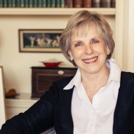 Personal Finance Expert Jane Bryant Quinn Does Book Signing and Talk in Connecticut