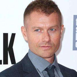 Actor James Badge Dale Gives Undergraduate Commencement Address at Alma Mater