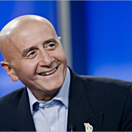 Former New York Stock Exchange CEO Richard Grasso Speaks at Cyber Investing Summit