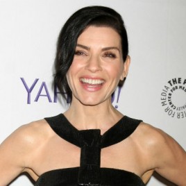 The Good Wife Star Julianna Margulies Holds Chicago-Area Book Signing