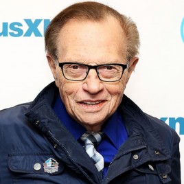 Broadcasters Larry King and Regis Philbin Host New York City Conversation