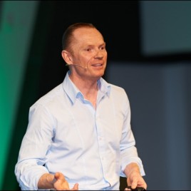 Management Expert Jamie Anderson Keynotes December’s Engage 2016 Customer Conference