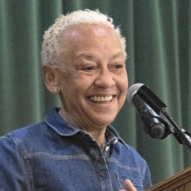 World-Renowned Poet Nikki Giovanni Speaks at the DeCoursey Lecture Series