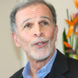 Actor Tony Plana Speaks at Scholarship Luncheon in Texas Next Month