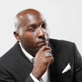 Robert Mathis
