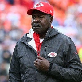 Emmitt Thomas