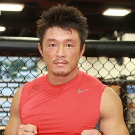 Yoshihiro Akiyama