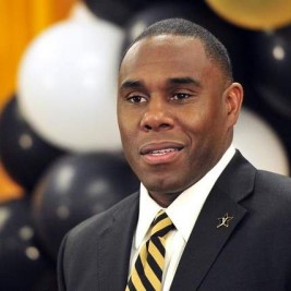 Derek Mason