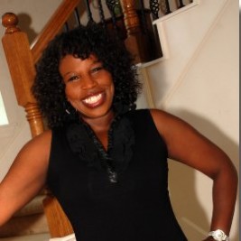 Victoria Christopher Murray  Image