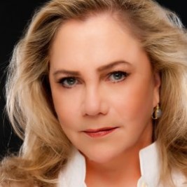 Kathleen Turner