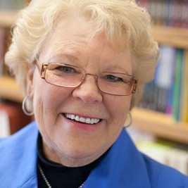 Lauraine Snelling