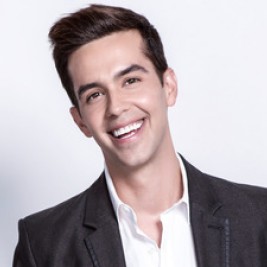 Michael Carbonaro
