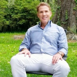 Nicholas Sparks