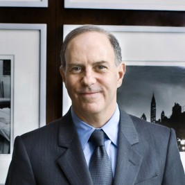 Andy Serwer Mani Image