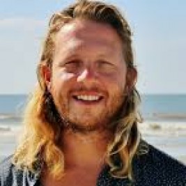 Andrew Manzi