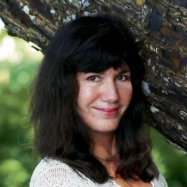 Anita Johnston Mani Image