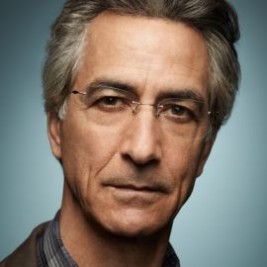 David Strathairn