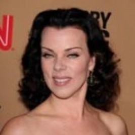 Debi Mazar