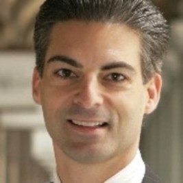 Dr. Marc Dussault