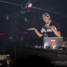 DJ Windows 98 (Win Butler)