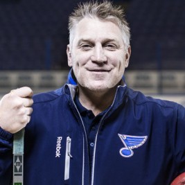 Brett Hull Mani Image