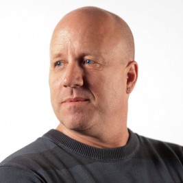 Mark Lundholm