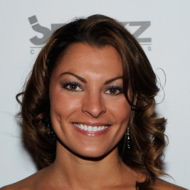 Stephenie Lagrossa