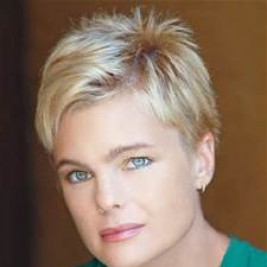 Erika Eleniak