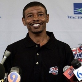 Muggsy Bogues Mani Image