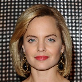 Mena Suvari