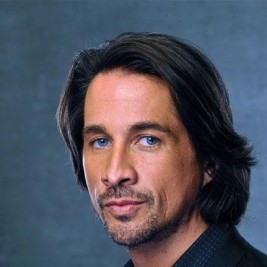 Michael Easton