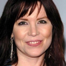 Annie Duke Mani Image