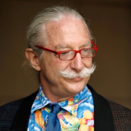 Dr. Patch Adams Mani Image