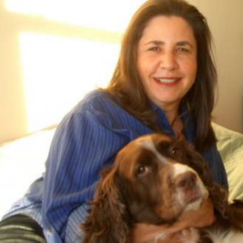 Andrea Simon