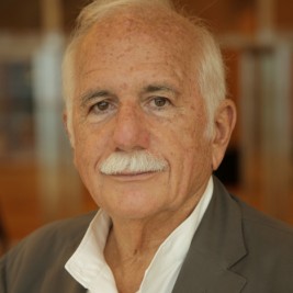 Moshe Safdie
