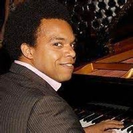Eric Lewis