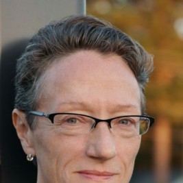 Ellen Dunham-Jones
